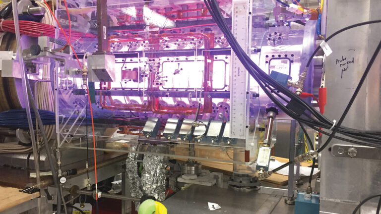 A machine with many wires and wires.
