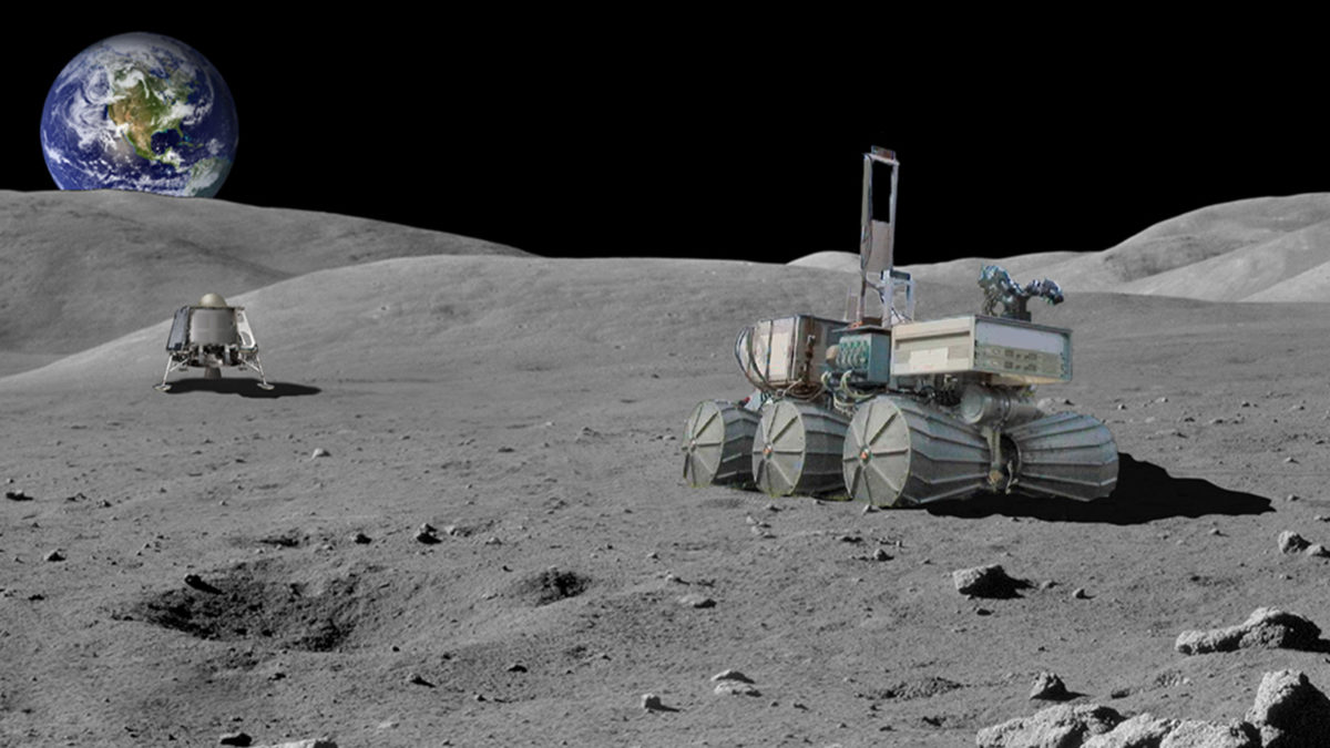 Lunar regolith samples support the presence of water on the Moon